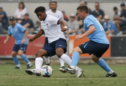 Mathys Tel débloque Tottenham d’un superbe coup franc face à Sydney FC