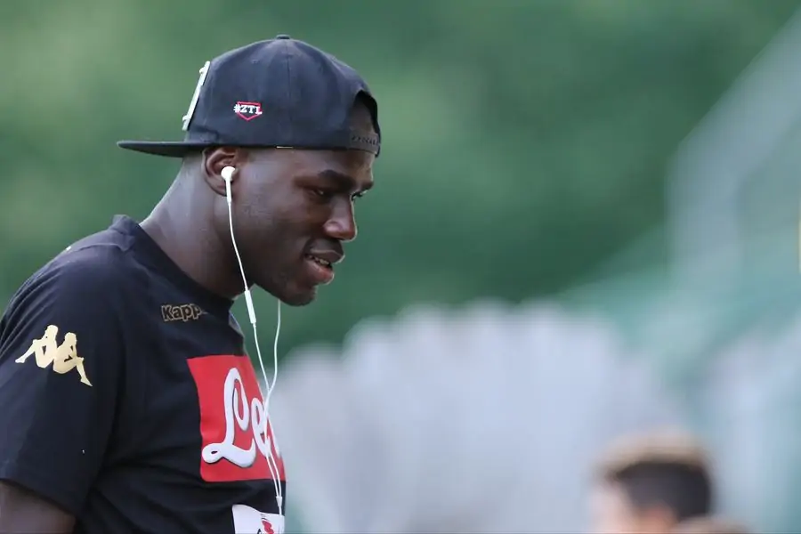 PSG devance Man City dans la lutte pour Koulibaly. Les parisiens prêts à lui donner environ 82 millions d'euros