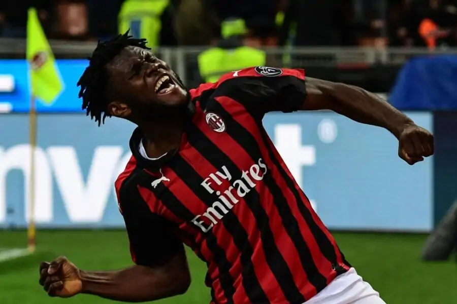 Tottenham et Arsenal surveillent Franck Kessié