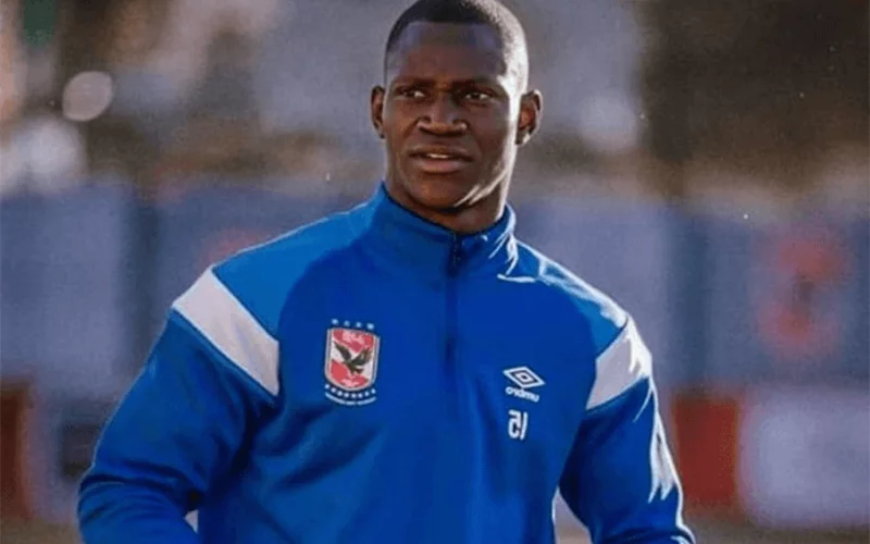 Aliou Dieng fait face à des offres de transfert d'Al Ahly. Découvrez les enjeux autour de son contrat et son importance dans l'équipe égyptienne.