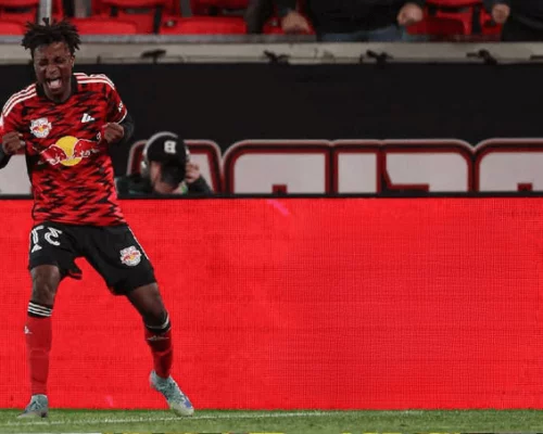 Mohammed Sofo Ciblé par Aston Villa pour Renforcer Son Équipe