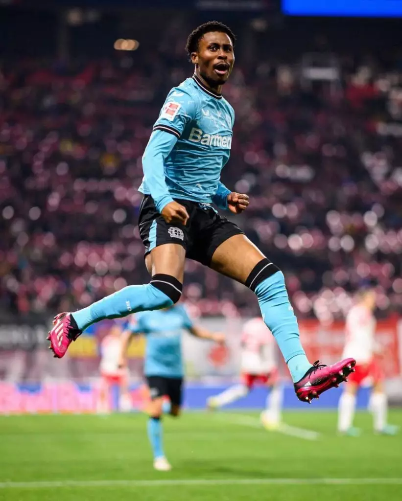 Nathan Mbala ailier FC Metz Ligue 1 France jeune talent