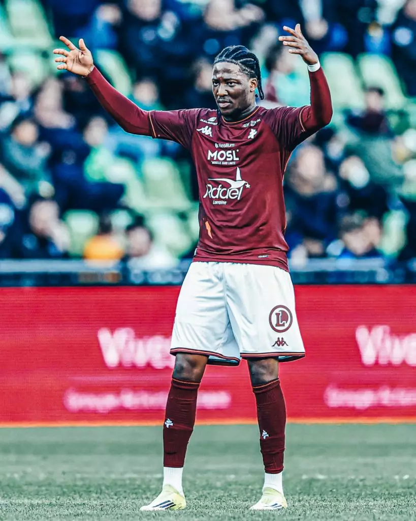 Nathan Mbala ailier FC Metz Ligue 1 France jeune talent