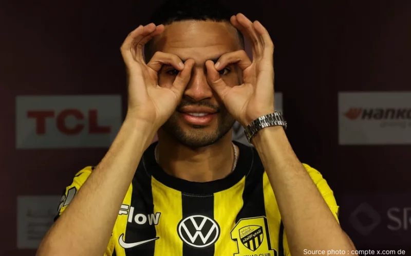 Youssef En-Nesyri attaquant marocain sous le maillot d'Al Ittihad