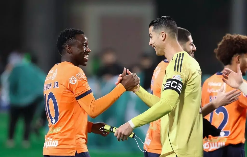 Fashion Sakala maillot Zambie Chipolopolo international africain portrait