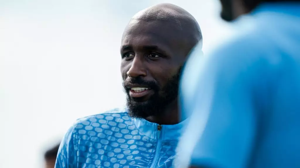 Seko Fofana milieu de terrain ivoirien en action sous le maillot du FC Porto