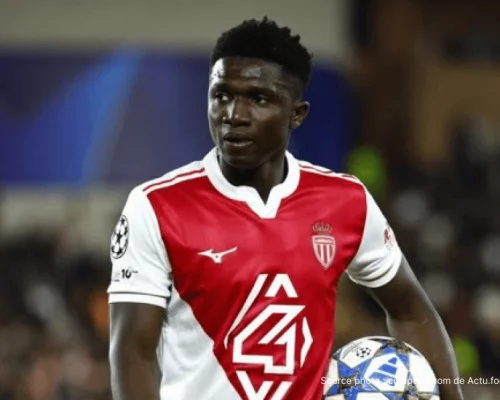 Lamine Camara AS Monaco formé Génération Foot, milieu sénégalais ciblé par Newcastle Liverpool 2026