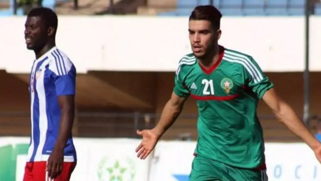 Walid Azarou attaquant marocain d'Ajman Club prolonge son contrat jusqu'en 2028, mai 2026