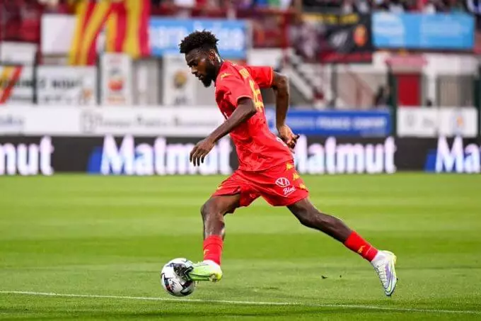 Issa Soumaré ailier sénégalais Le Havre, signe au Stade Rennais pour 4 ans Ligue Europa juin 2026